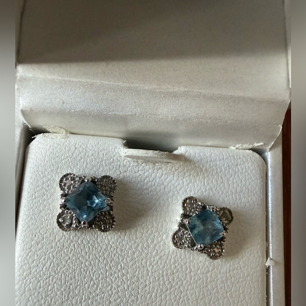 Radiant Lab Diamond Sterling 925 Earrings Stud Blue GemStone Box